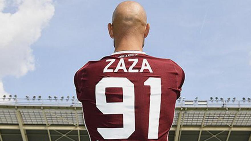 Zaza y su nueva camiseta.