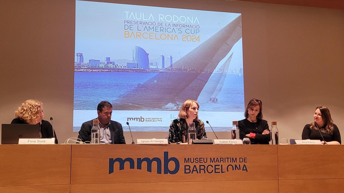 Mesa redonda en el Museu Marítim de Barcelona sobre la preservación de la información de la Copa América de vela.