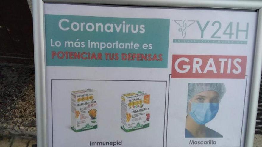 El cartel de una farmacia que indigna a las redes sociales