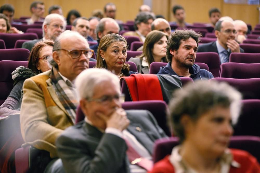 Belén Fernández se reune con los Colegios Profesionales