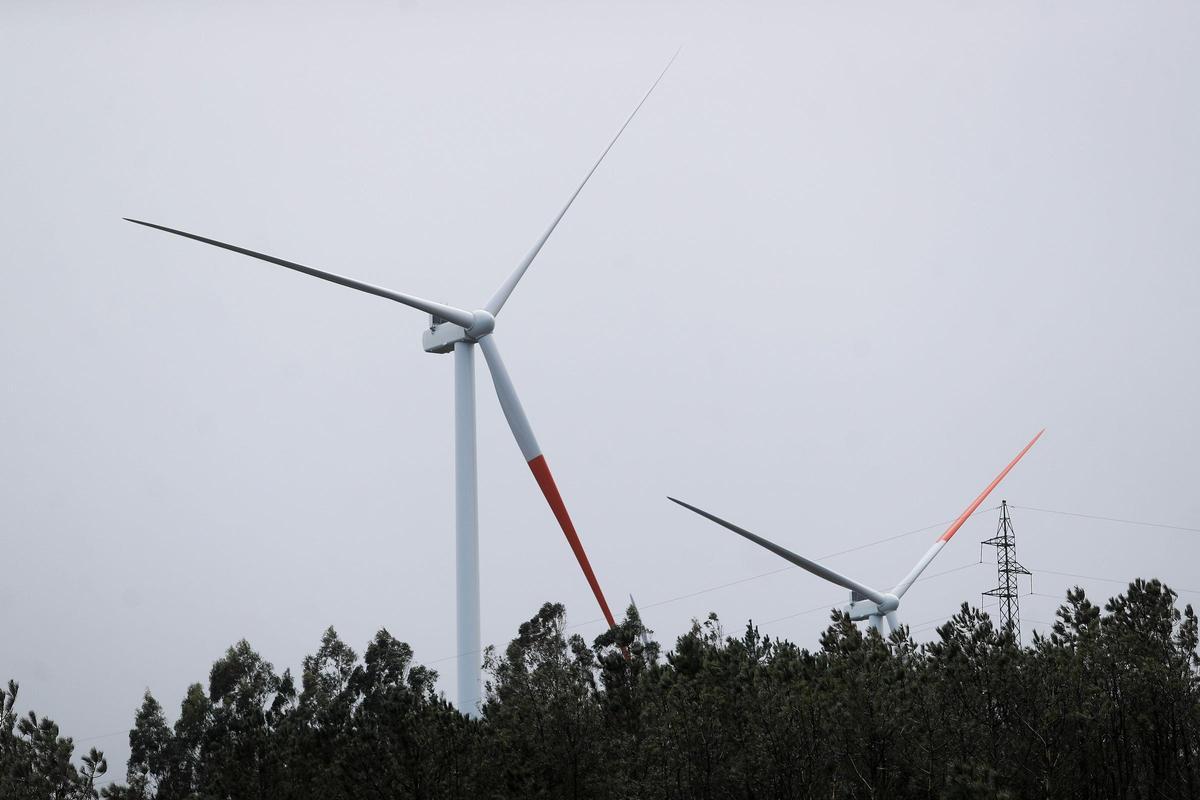 Aerogeneradores de un parque eólico en Galicia.