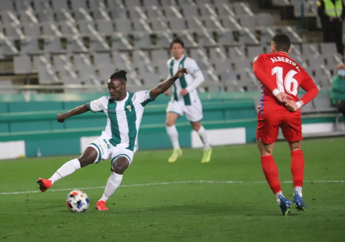 Las imágenes del partido Córdoba CF-Recreativo Granada