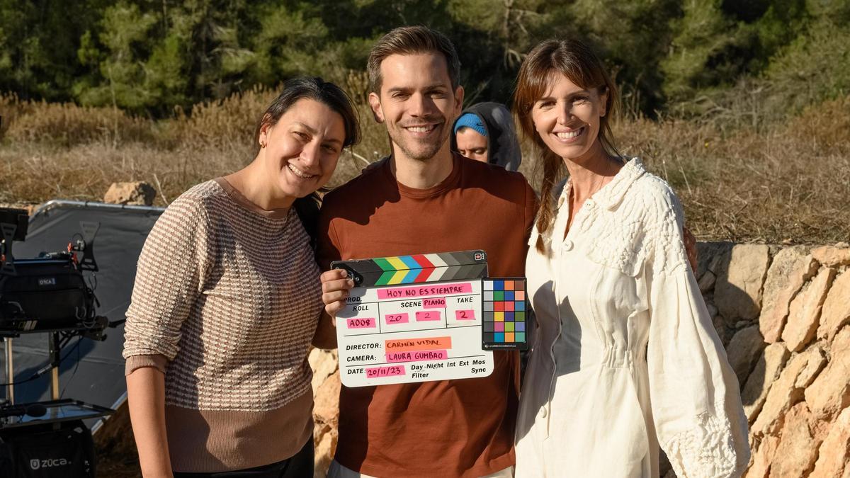 Carmen Vidal, Marc Clotet y Ana Vide, durante el rodaje.