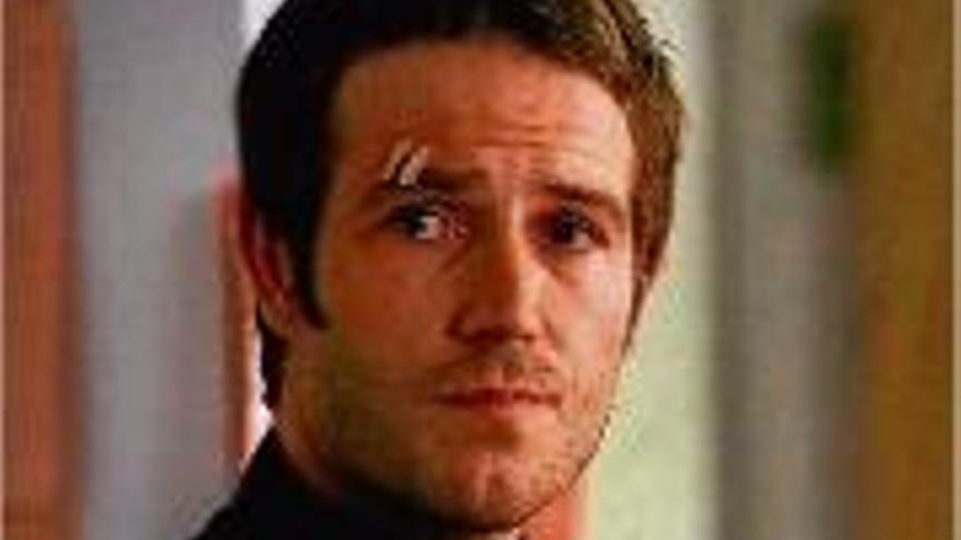 Michael Vartan interpreta George.