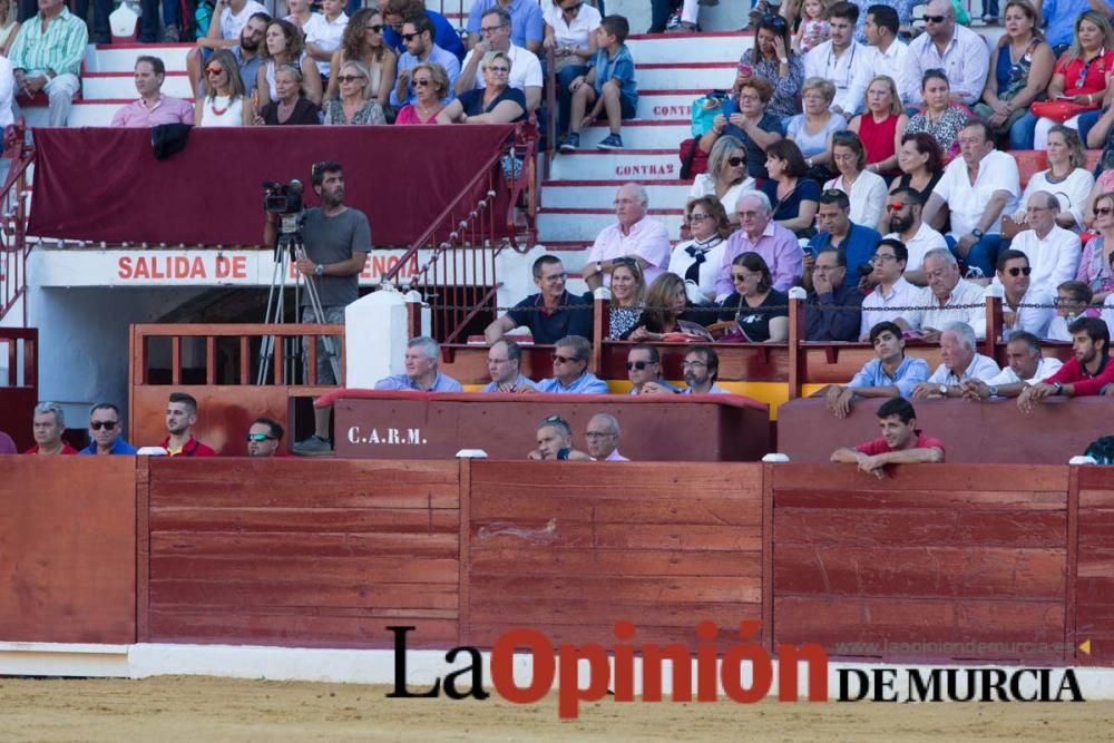 Ambiente en la corrida de rejones de la Feria de M