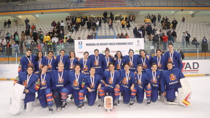 España revalida el bronce en el Mundial de hockey hielo 2022