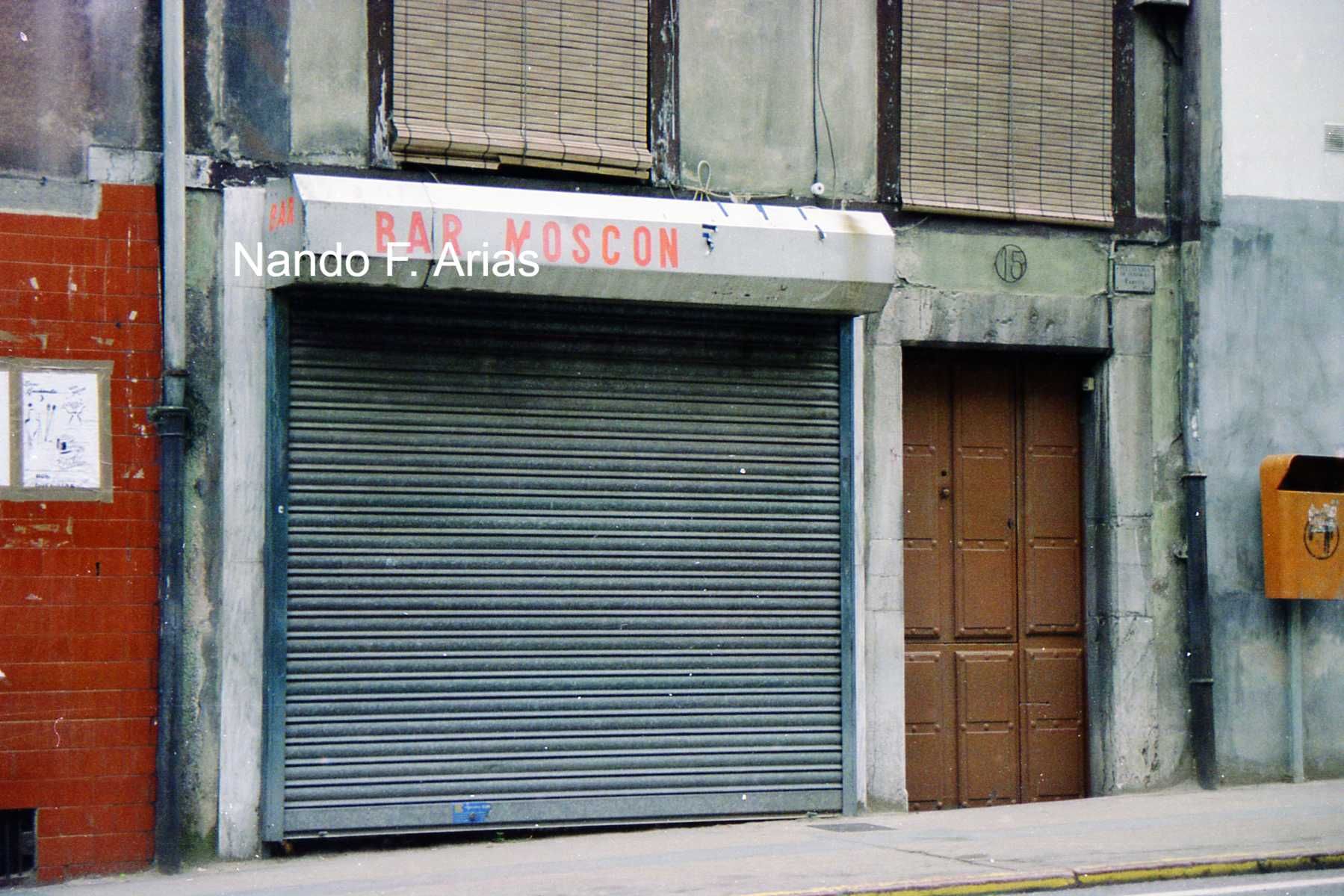 En imágenes, los locales míticos de finales de siglo en Grado