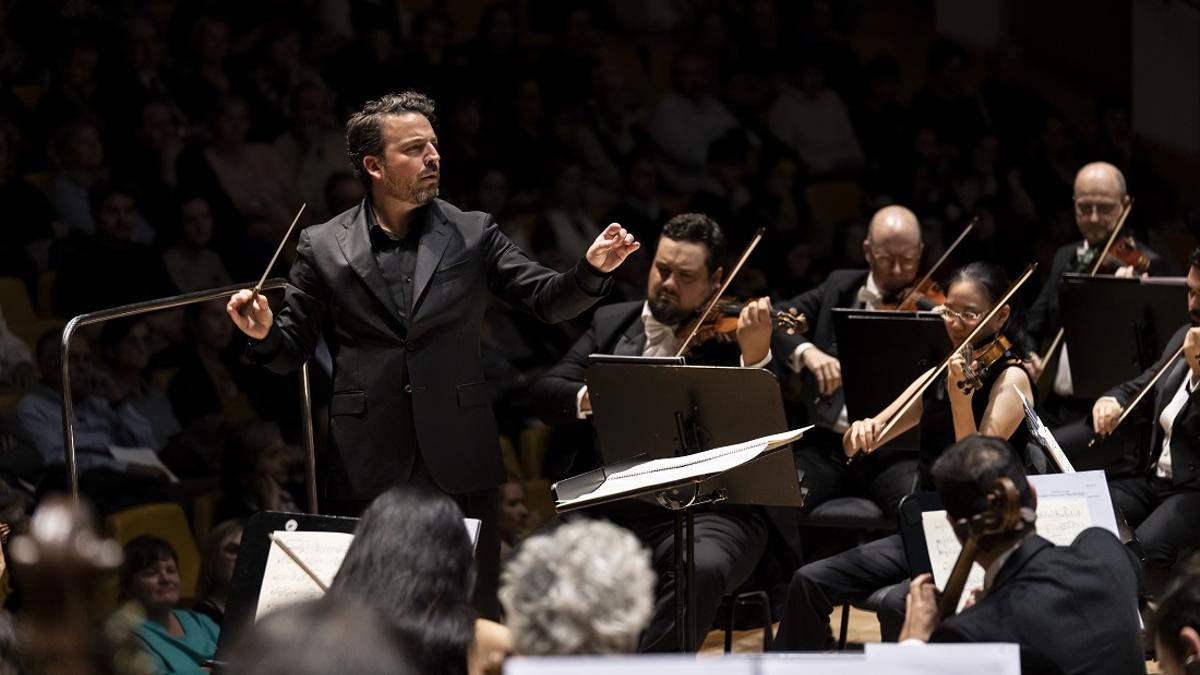 James Gaffigan regresa a la capital de la Plana para ponerse de nuevo al frente de la OCV en este concierto.