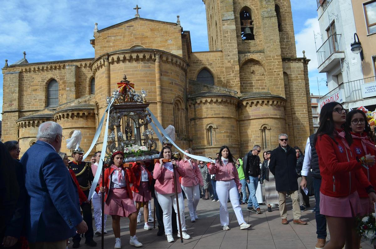 La Procesión de la Virgen de la Vega, en imágenes