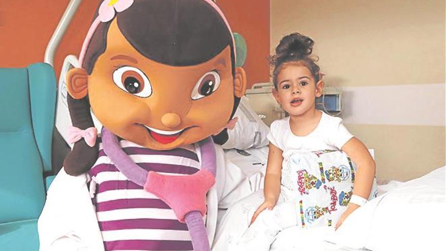 Sorpresas para los niños del Hospital de la Plana