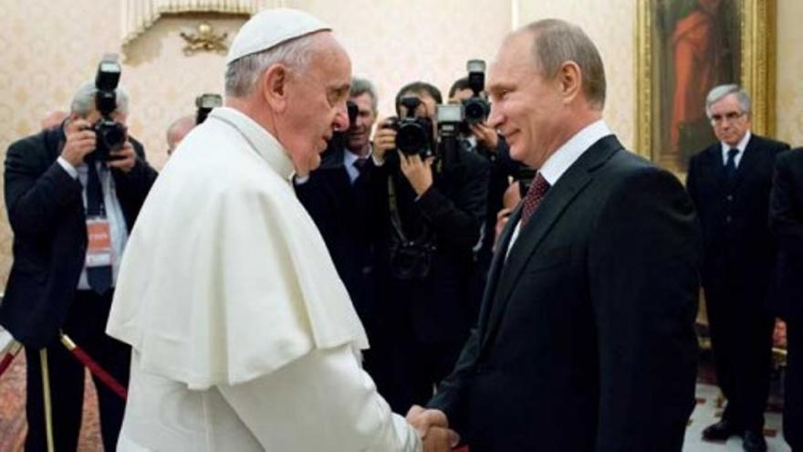 Vladimir Putin visita al Papa Francisco