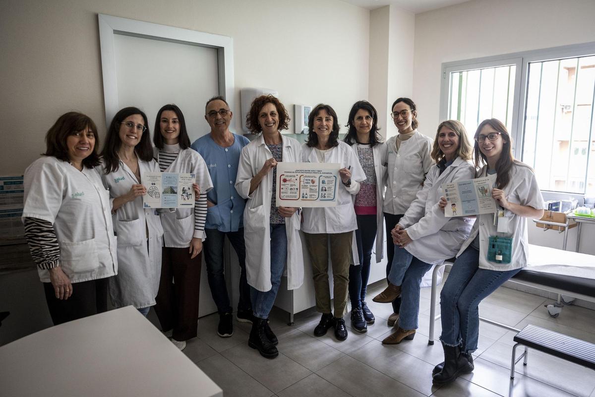 Los profesionales del centro de salud de La Almozara encargados de coordinar el proyecto, hace unos días.