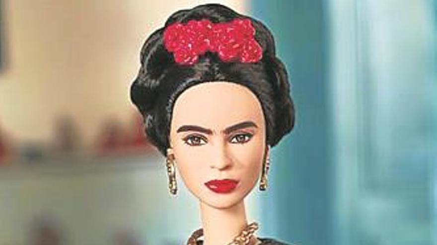 Salma Hayek  critica la Barbie Frida Kahlo