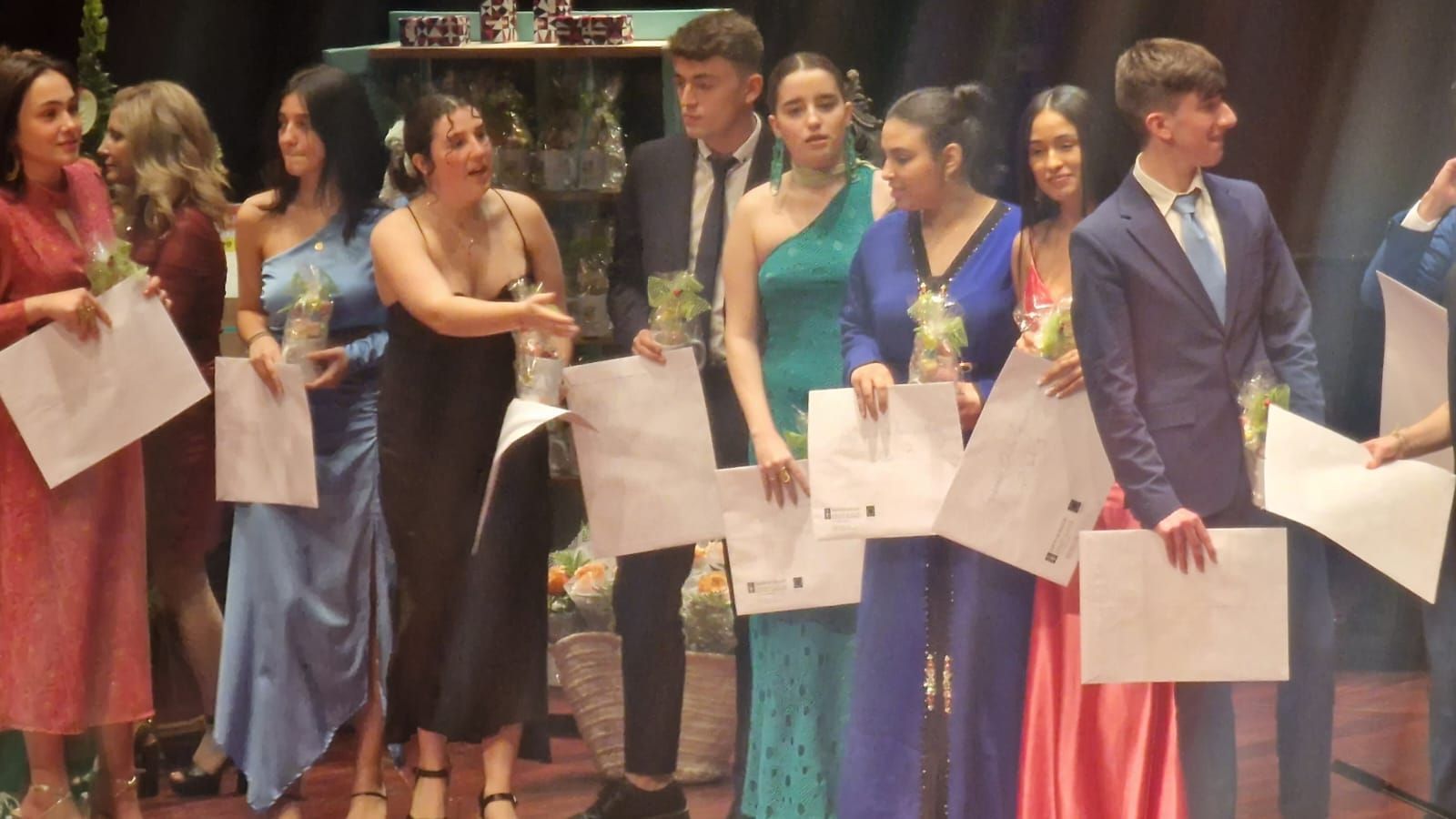 Así fue el acto de graduación de 2º de Bachillerato del IES Castro Alobre (Vilagarcía).