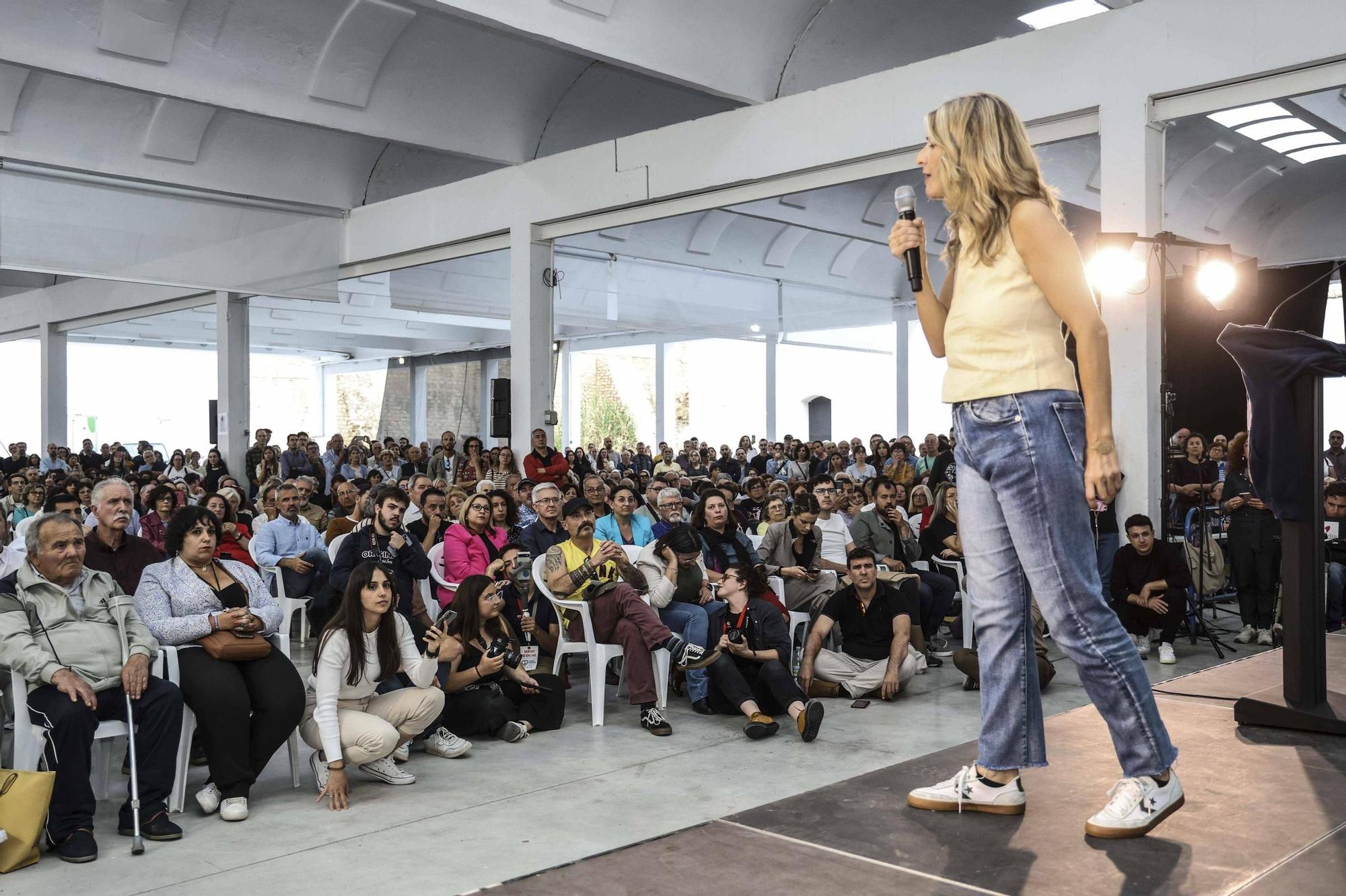 Yolanda Díaz hace campaña por Unides Podemos en Alicante