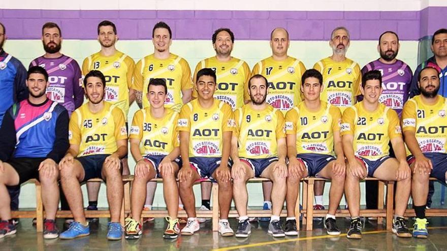 El Club Balonmano Bullense consolida su apuesta