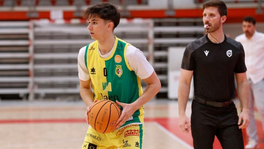 El base cordobés Alejandro Orozco jugará junto a su hermano Gonzalo en el Coto Córdoba