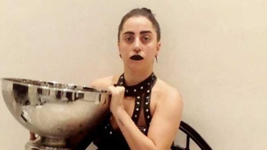 Lady Gaga se suma al 'Ice Bucket Challenge'