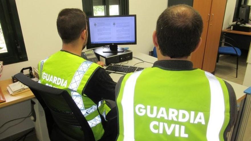 Cuatro detenidos en Olivenza por hacer 86 contratos fraudulentos de telefonía
