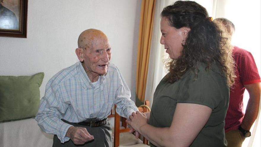 José, con 100 años, es el ‘abuelo de Mérida’