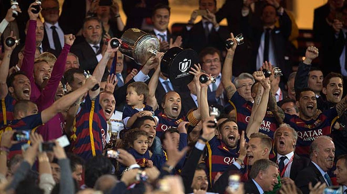 Les millors fotos de la final de la Copa del Rei entre el Barça i el Sevilla.