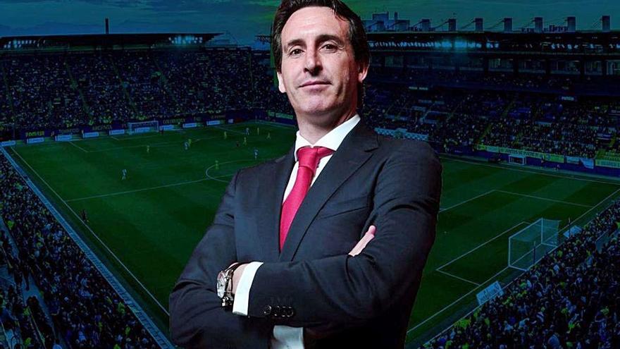 Unai Emery, ayer, posando ya como nuevo entrenador del Villarreal.