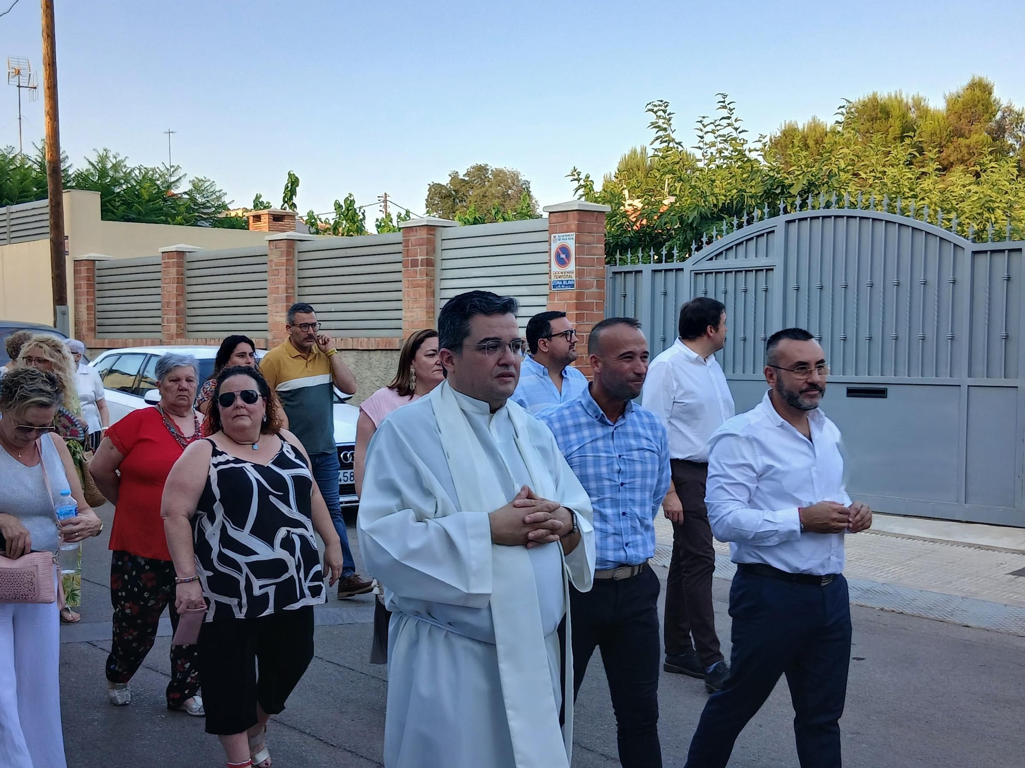 Misa y procesión en las fiestas del barrio El Progreso en Vila-real