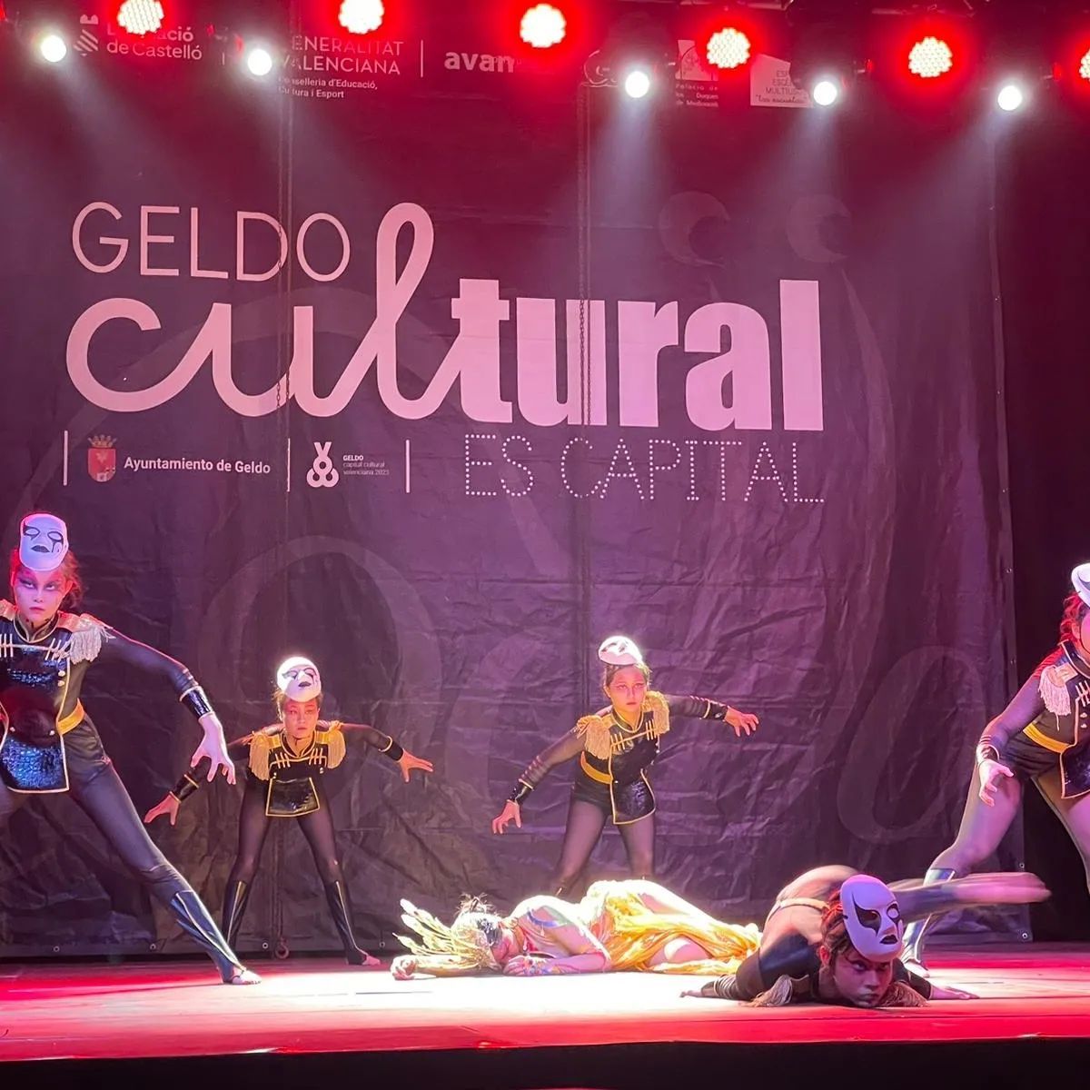 'El Brujo' cierra la 31 Semana Cultural de Geldo'
