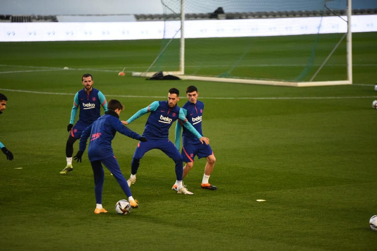 Entrenamiento del FC Barcelona en el estadio de El Arcángel