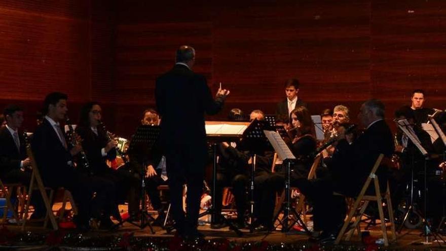 Un concierto de la Banda de Música Artística de Bueu. // G.Núñez