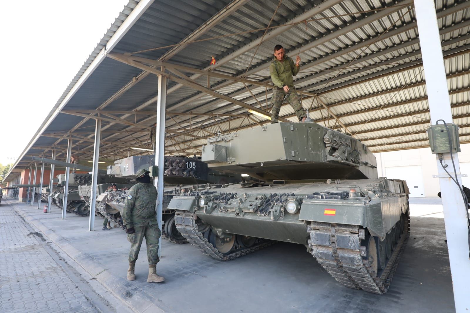 Militares ucranianos ultiman en Zaragoza su preparación con los Leopard