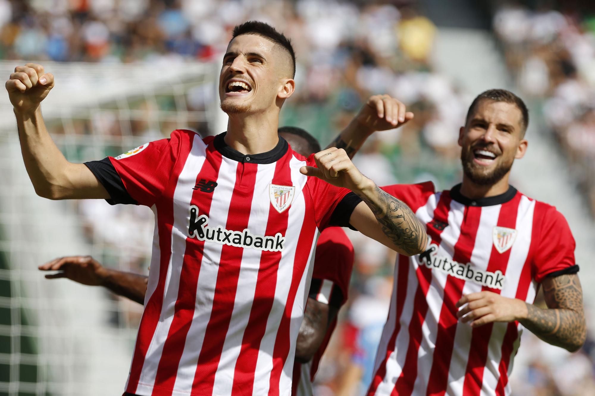 1-4. El Athletic apabulla por la vía rápida a un Elche inofensivo