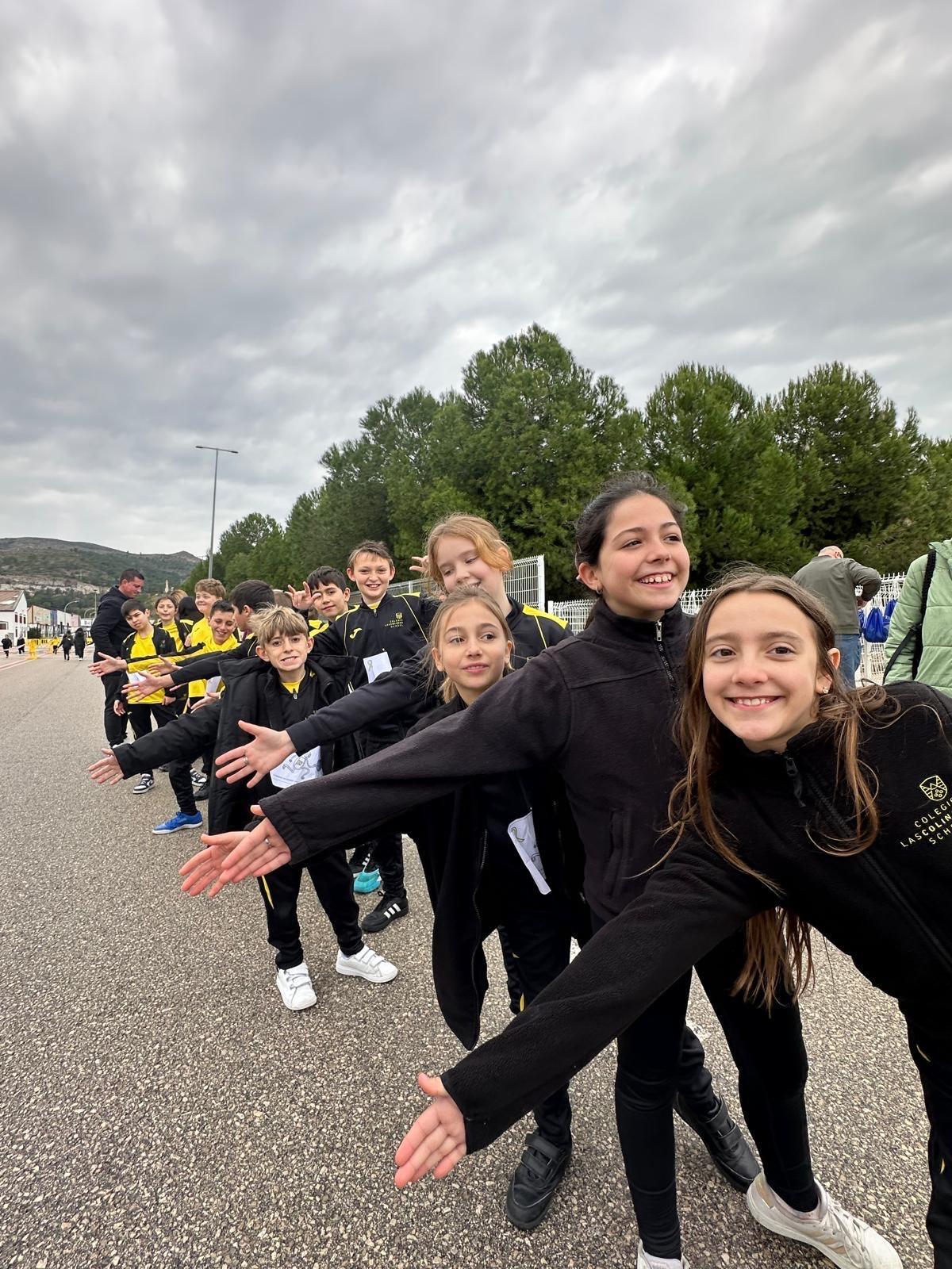 Una simpática imagen de la jornada solidaria