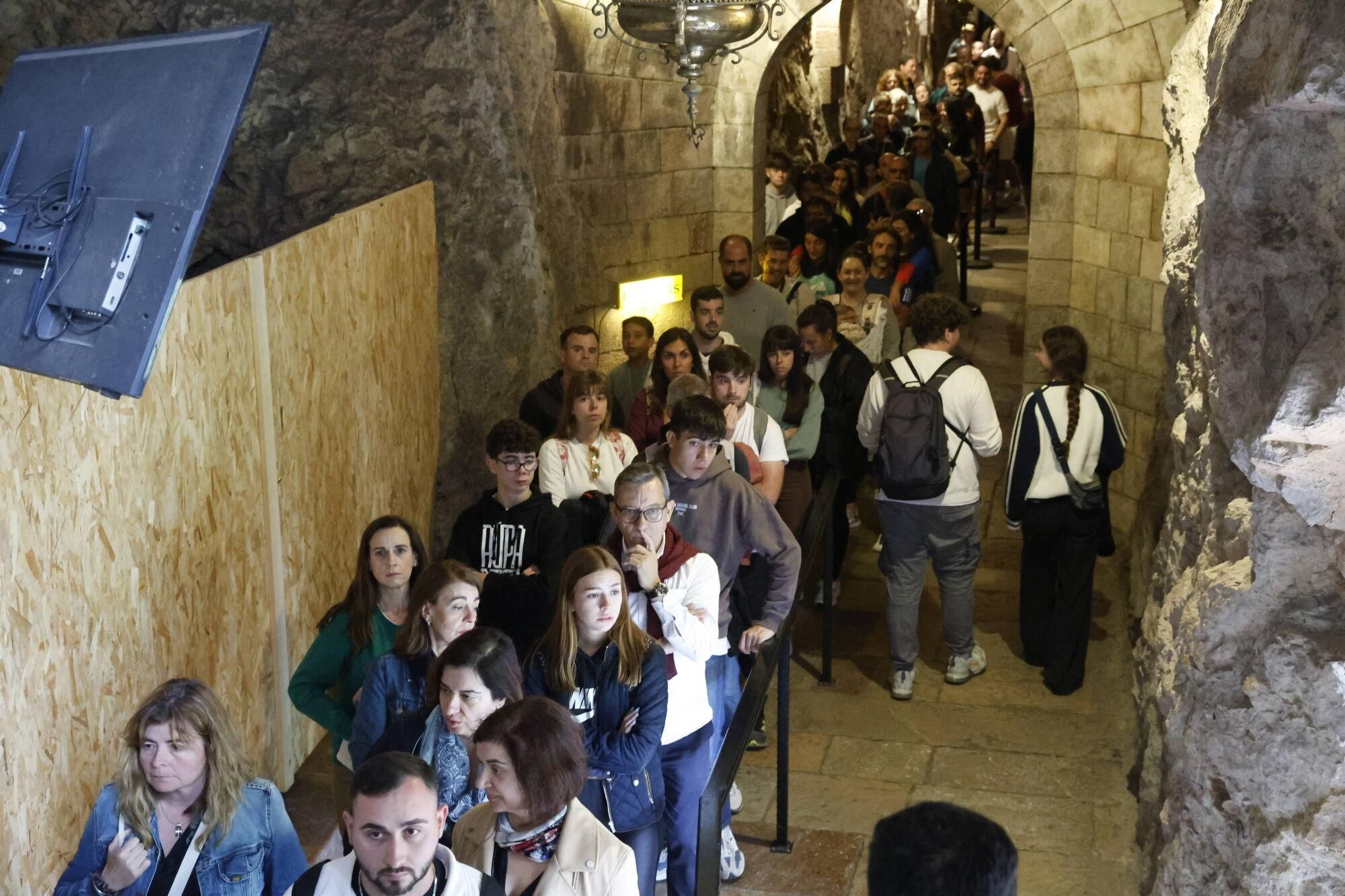 EN IMÁGENES: Visita del Sporting a La Santina en Covadonga