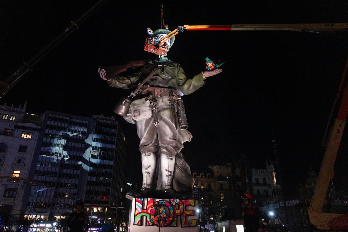 La cabeza del Chaplin ya está en la falla municipal