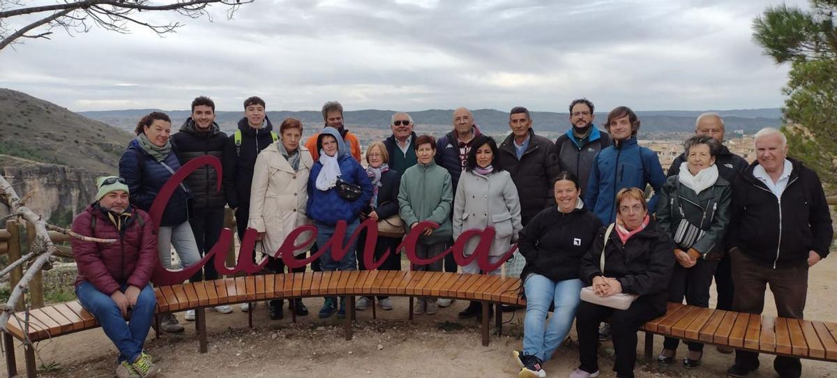 Este grupo de vecinos de Aguilón descubrió los encantos de Cuenca. 