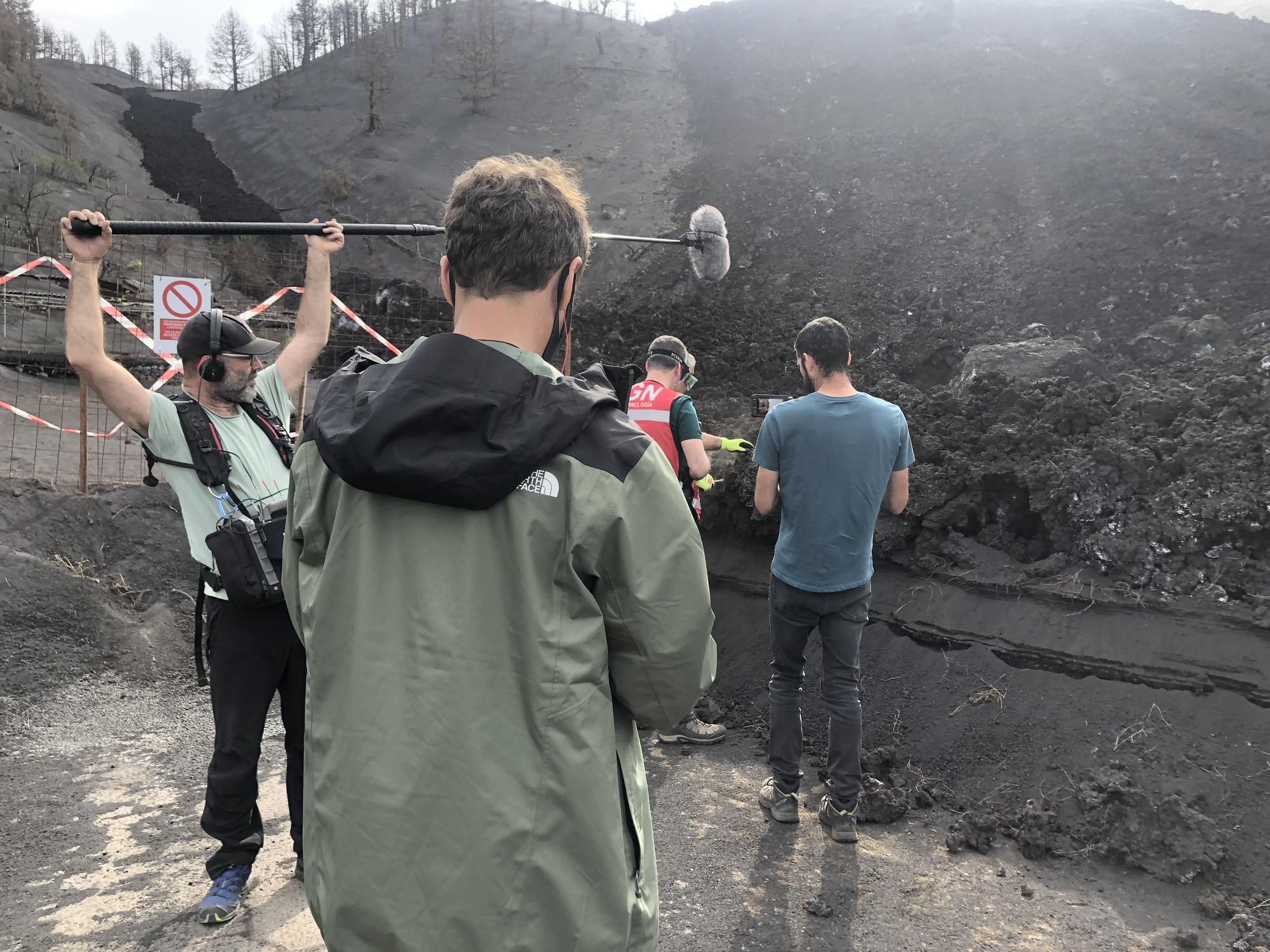 En imágenes: Grabación del documental sobre el volcán de La Palma