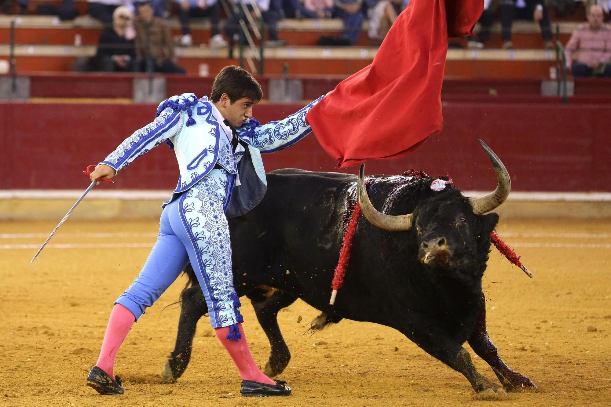 En imágenes | Corrida de toros goyesca en la plaza de toros de Zaragoza
