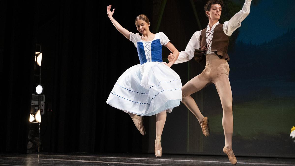 Fotogalería | La danza más clásica sube a escena en el Gran Teatro de Cáceres