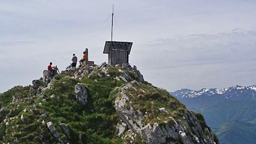 La cima de  Peña Mea.