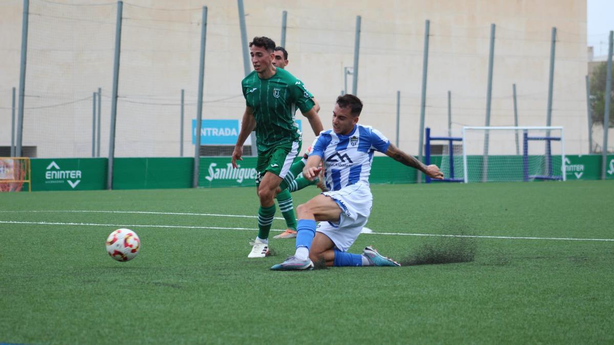 El balearico Jaume Pascual tuvo una gran oportunidad frente al Cornellà.