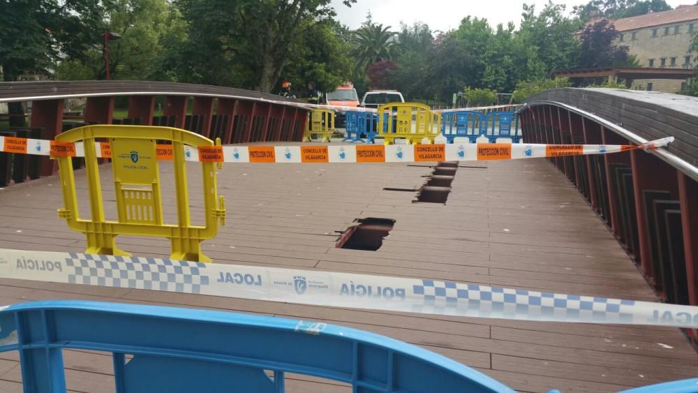 Parece que el conductor lleva poco tiempo en la ciudad y desconocía que el puente no tiene salida rodada - Es el segundo suceso de estas características en menos de un mes