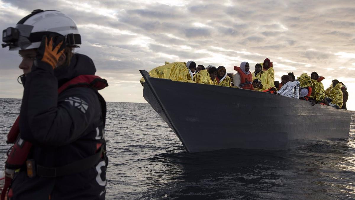 Migrantes rescatados en el Mediterráneo, en una imagen de archivo.