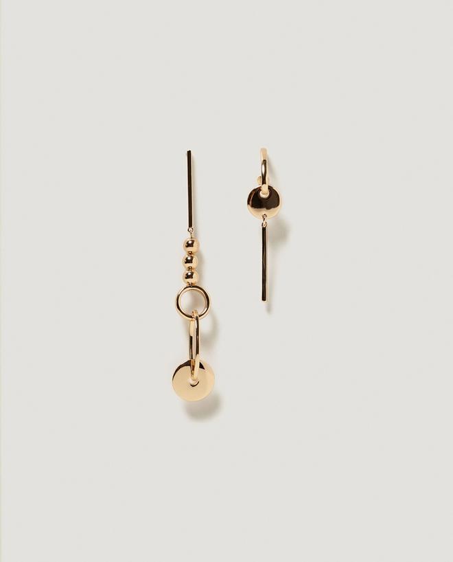 Zara Pre-fall 17: Pendientes asimétricos
