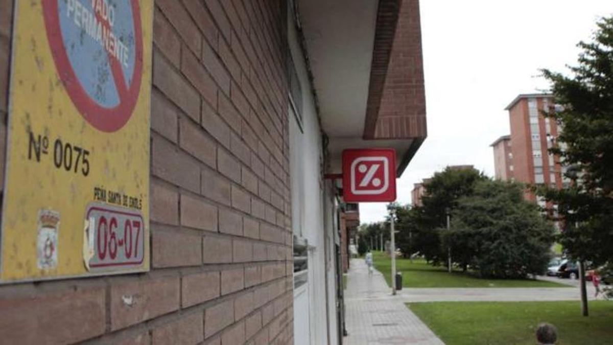 ¿Puedo aparcar delante de mi propio vado? Esto es lo que dice la ley