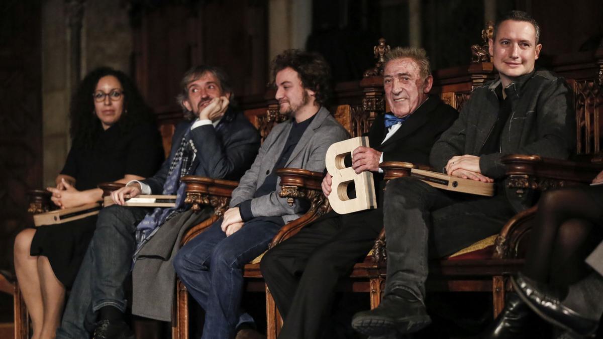 Febrero de 2016 Entrega de los Premios Ciutat de Barcelona a  Najat El Hachmi, Carles Capdevila, Pol López, Juanito Pinotxo y Marc Andreu.