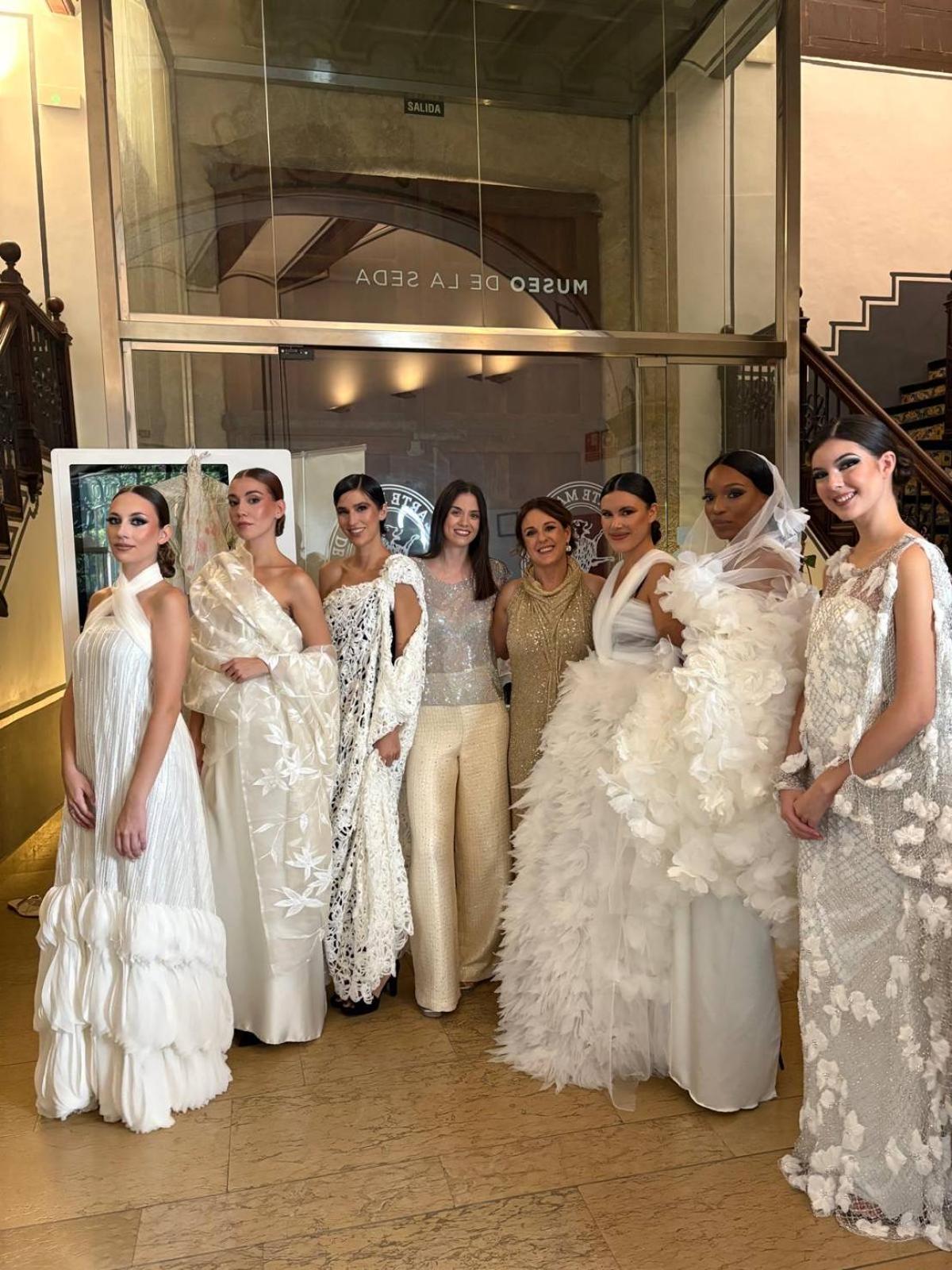 Noelia Ruiz y Rosa Cerro con sus modelos.