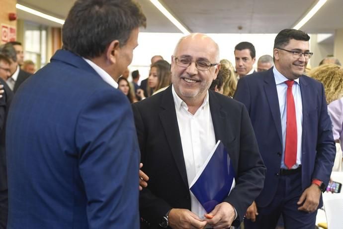 CANARIA. CABILDO INSULAR. LAS PALMAS DE GRAN CANARIA. Firma del pacto de Gobierno del Cabildo de Gran Canaria y presentación de las líneas estratégicas de trabajo. Fotos: Juan Castro  | 26/07/2019 | Fotógrafo: Juan Carlos Castro