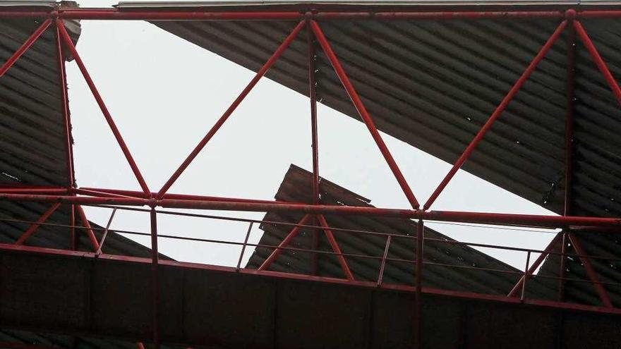 Techumbre de la grada de Río Alto del estadio de Balaídos.