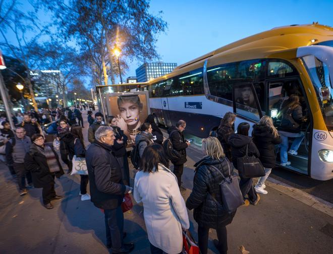 El Govern amplia les concessions del bus interurbà si es descarbonitza
